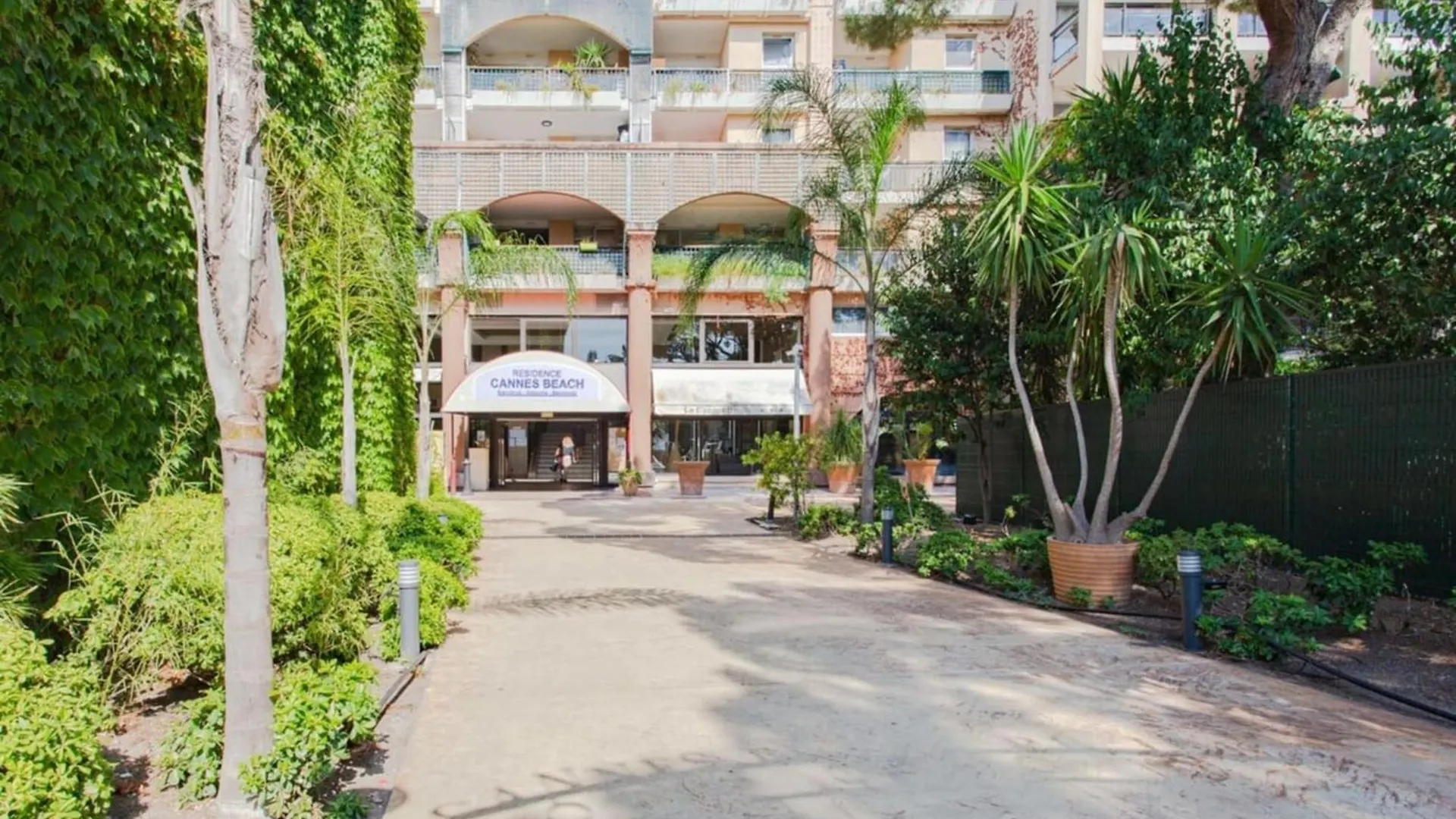 Azur Palm Furnished Flat Apartment Cannes