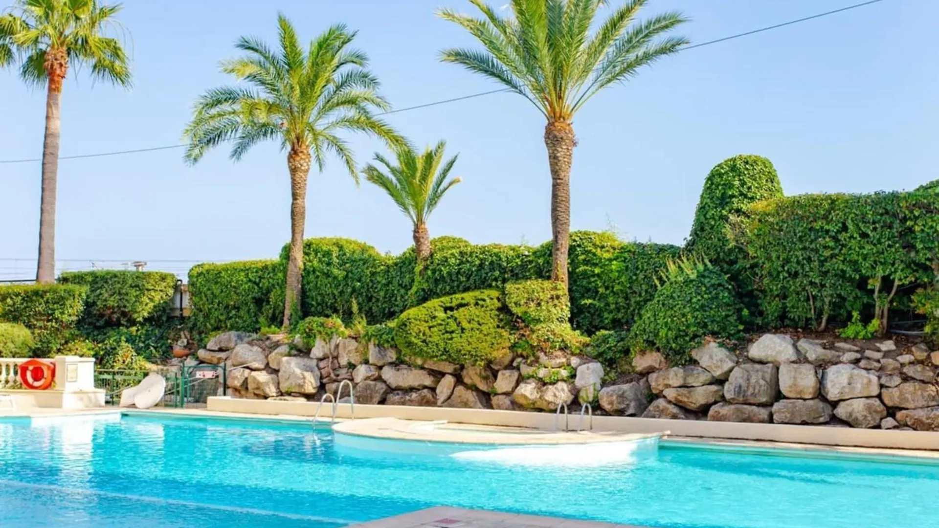 Azur Palm Furnished Flat Apartment Cannes France
